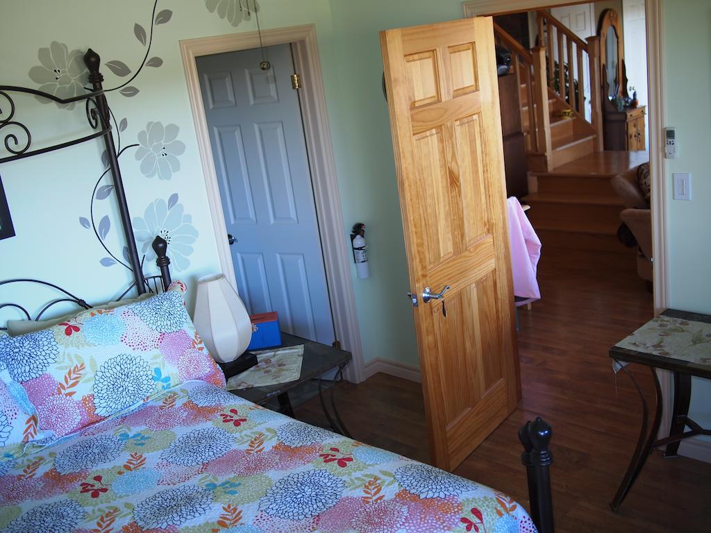 هامبتون Our Valley View Bed & Breakfast الغرفة الصورة